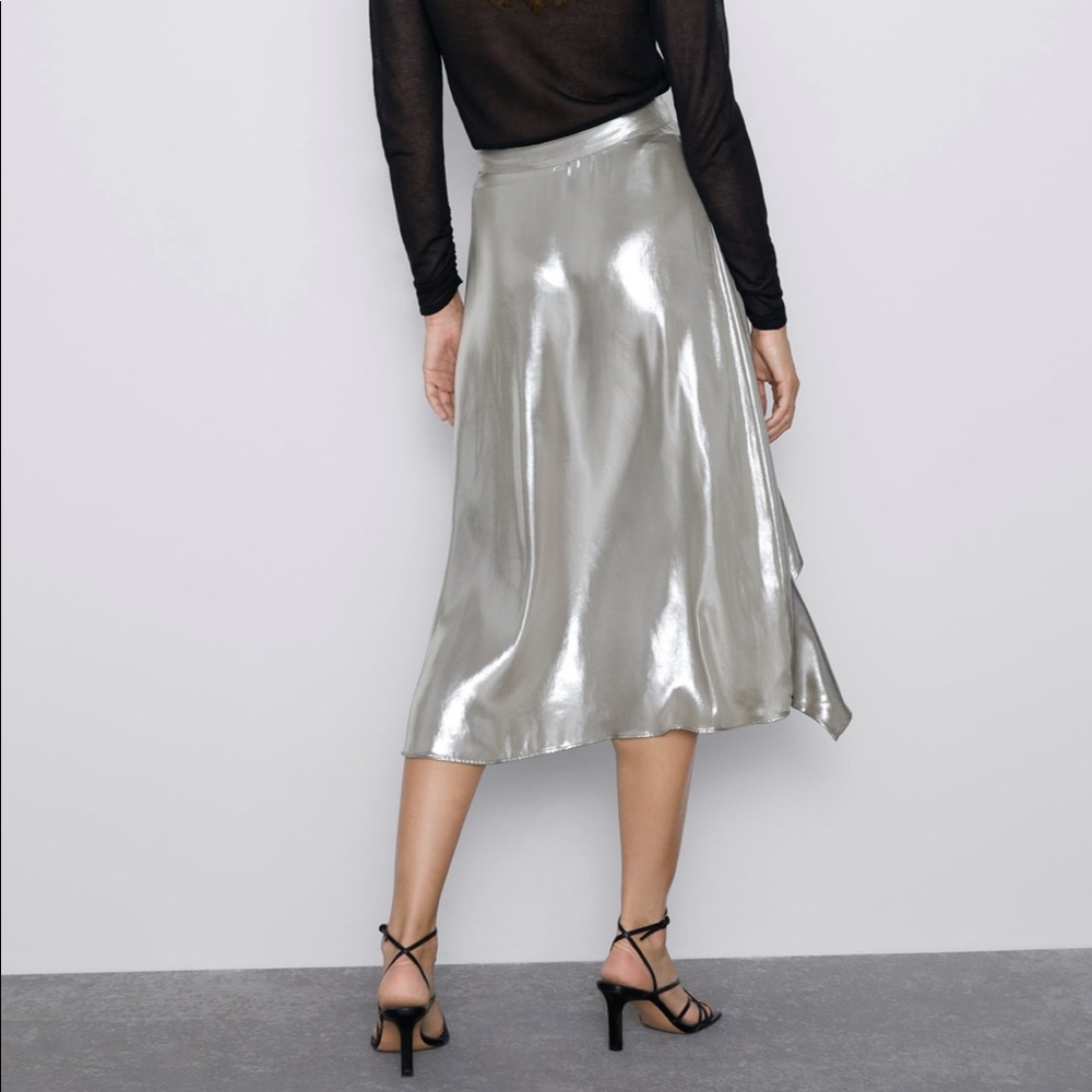 ZARA Metallic Effect Ruffled Skirt - Picture 4 of 6